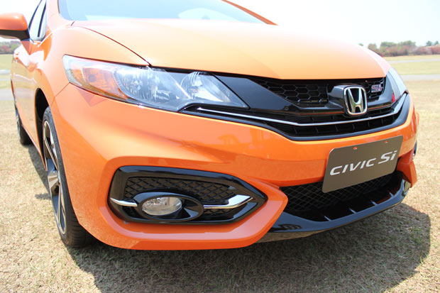 Detalhe-Honda-Civic-Si-Coupe1