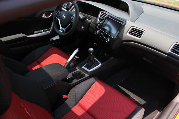 Interior-Honda-Civic-Si-Coupe