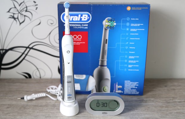 Escova Dental Elétrica Oral-B Professional Care 5000
