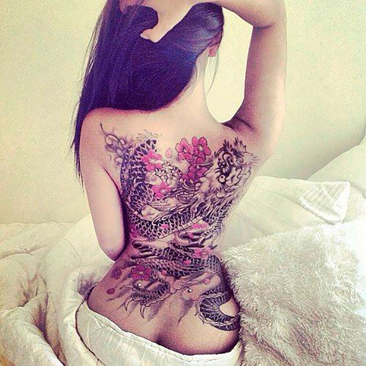 tatuagem-costas-sexy-girl