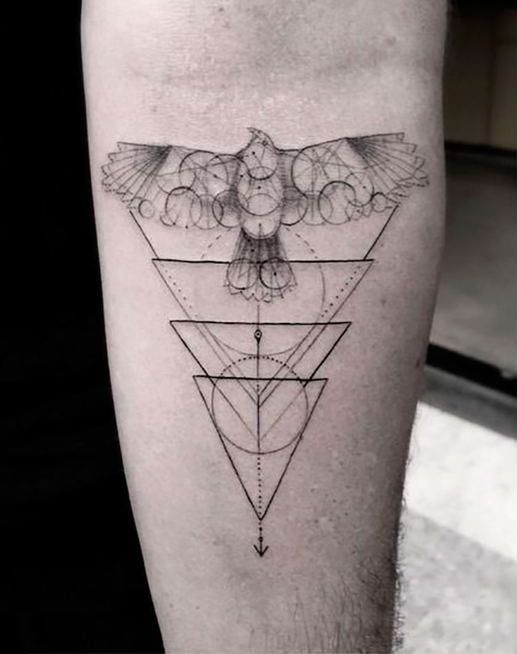 tatuagem-geometrica-aguia