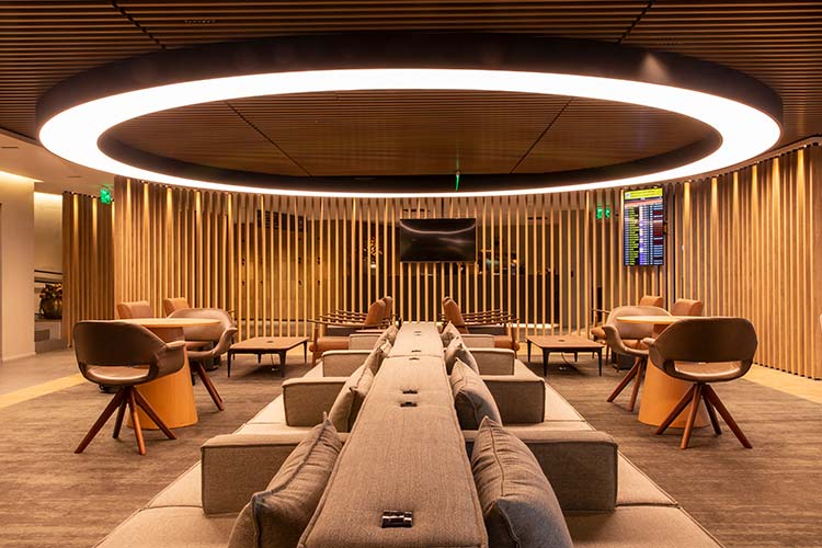 Plaza-Premium-Lounge-at-at-São-Paulo-Guarulhos-International-Airport-(GRU)---masterpiece-architectural-design